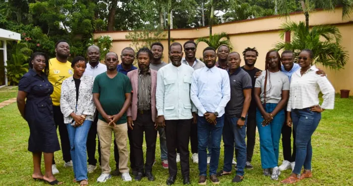 mutualite-la-mala-echange-avec-les-agents-de-la-web-tv-rtv