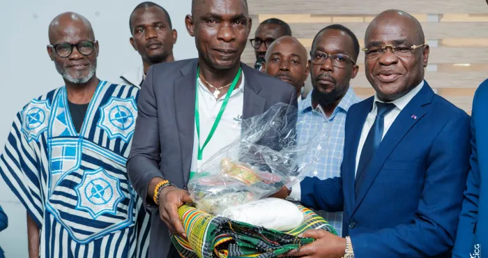 la-poste-2-0-kalil-konate-devoile-le-visage-dune-poste-ivoirienne-reinventee