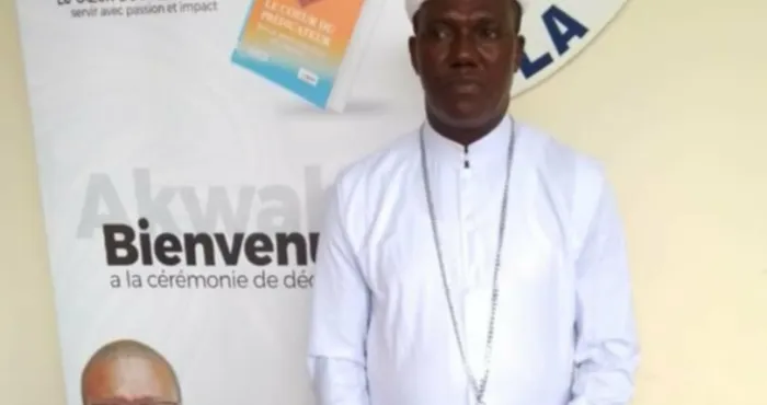 dedicace-dr-gnawa-jacques-presente-les-cles-dun-ministere-fidele-et-efficace