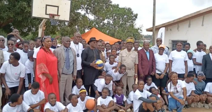 gagnoa-lacademie-de-basket-recoit-un-important-don-dequipements
