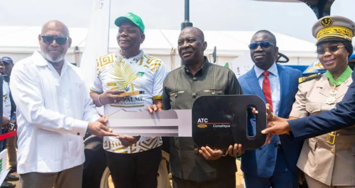 secteur-palmier-a-huile-la-cote-divoire-trace-sa-voie-vers-une-agriculture-moderne-digitalisee