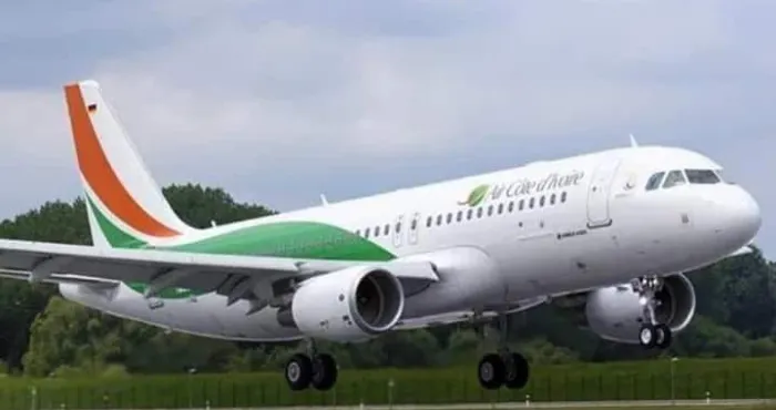 cote-divoire-affaire-un-avion-dair-cote-divoire-saisi-au-mali-toute-la-verite