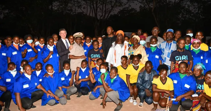 service-civique-102-jeunes-filles-operationnelles-pretes-a-lemploi