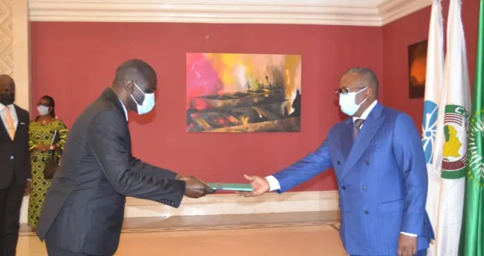 cooperation-cote-divoire-guinee-bissau-toure-sekou-presente-ses-lettres-de-creance-a-embalo