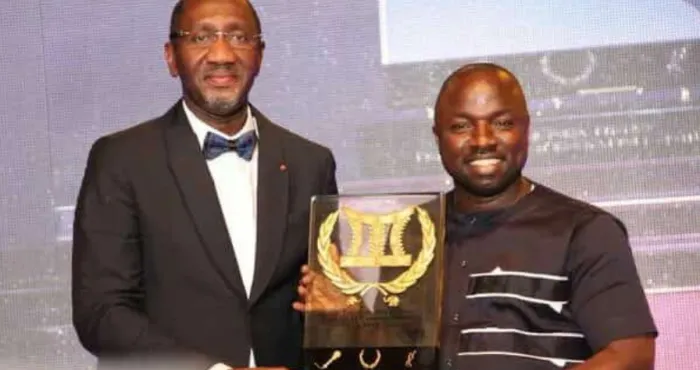 cote-divoire-week-end-des-ebony-bohoussou-kouassi-designe-meilleur-journaliste-2021