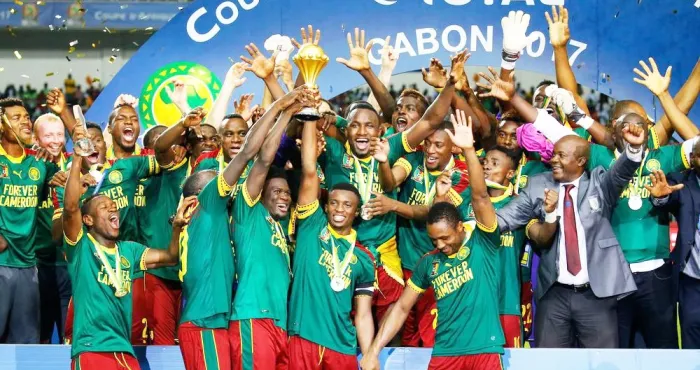 pression-de-la-fifa-pour-le-report-de-la-can-2022-pourquoi-la-caf-doit-saffranchir
