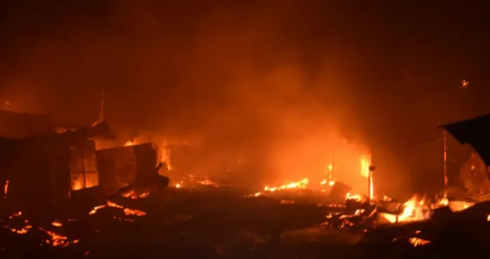 cote-divoire-une-autre-partie-du-marche-de-man-part-en-fume