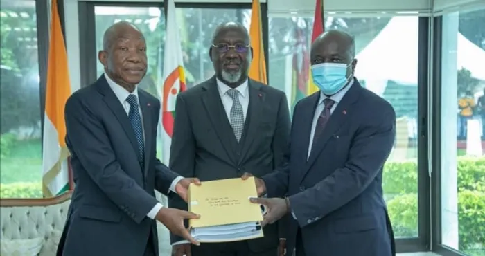 apres-sa-prise-de-fonction-amon-tanoh-promet-de-meriter-la-confiance-de-ouattara