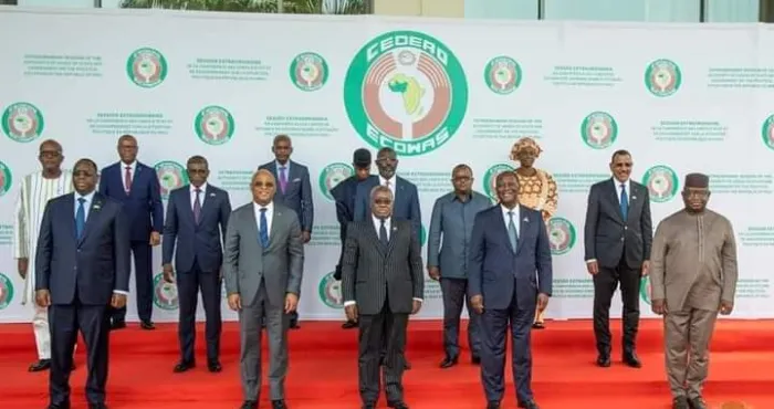 mali-la-cedeo-ecowas-adopte-de-tres-lourdes-sanctions-contre-la-junte