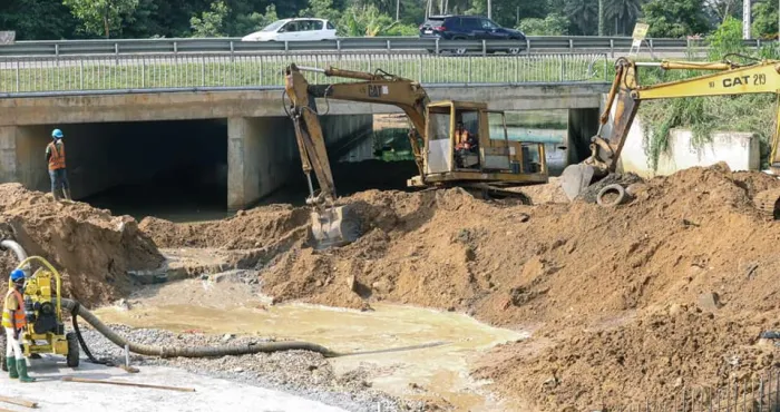 assainissement-et-drainage-dans-le-district-dabidjan-de-grands-travaux-engages-par-le-gouvernement-pour-reduire-les-inondations