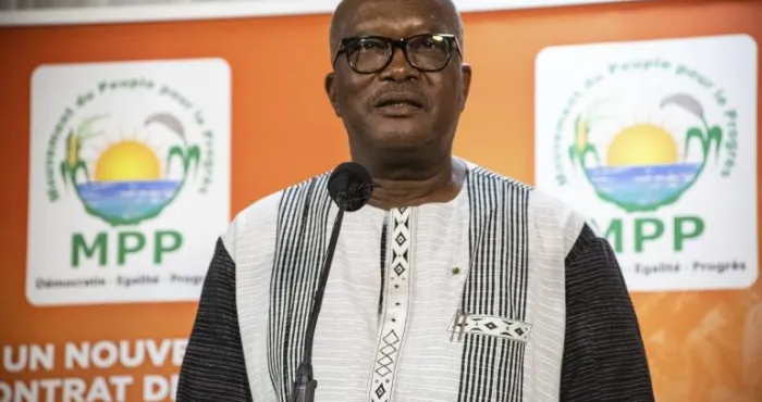 burkina-faso-48h-apres-le-coup-detat-mystere-autour-de-lintegrite-physique-de-roch-kabore