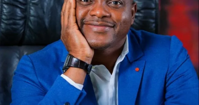 litterature-lecrivain-boris-anselme-takoue-presente-fabrice-sawegnon-un-bel-esprit-sorcier