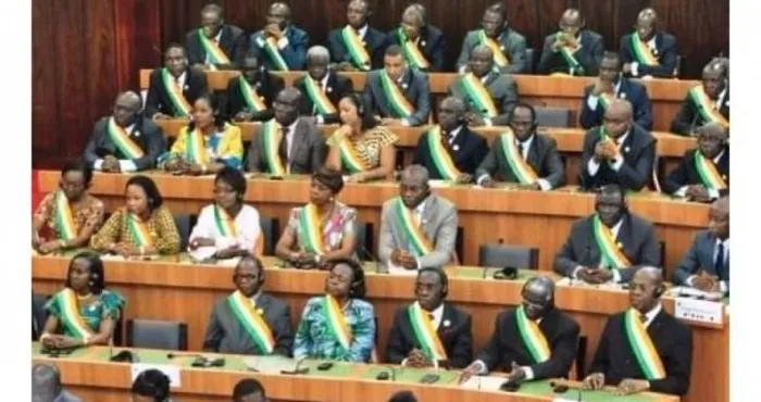 declaration-du-groupe-parlementaire-ensemble-pour-la-democratie-et-la-souverainete-eds