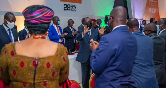 coulisses-des-militants-venus-accueillir-alassane-ouattara