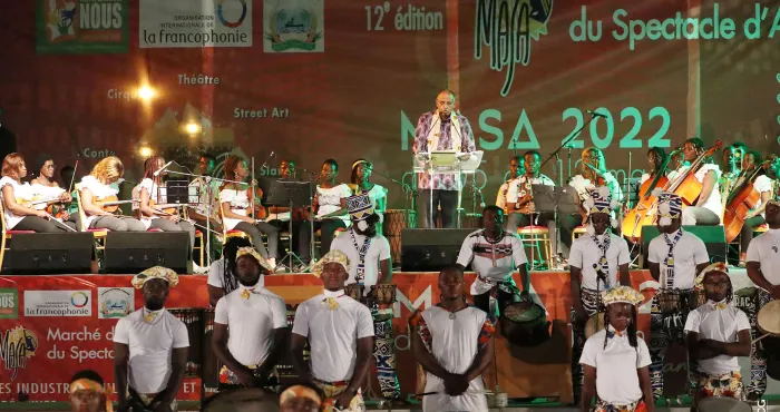 massa-2022-le-premier-ministre-patrick-achi-procede-a-louverture-de-levenement-exhorte-les-artistes-a-sinscrire-dans-linnovation
