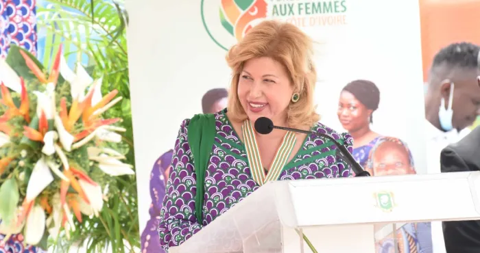 journee-internationale-de-la-femme-dominique-ouattara-aux-femmes-je-vous-confie-la-mission-de-cohesion-sociale