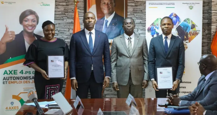 insertion-professionnelle-une-convention-met-3000-jeunes-ivoiriens-a-labri-du-chomage