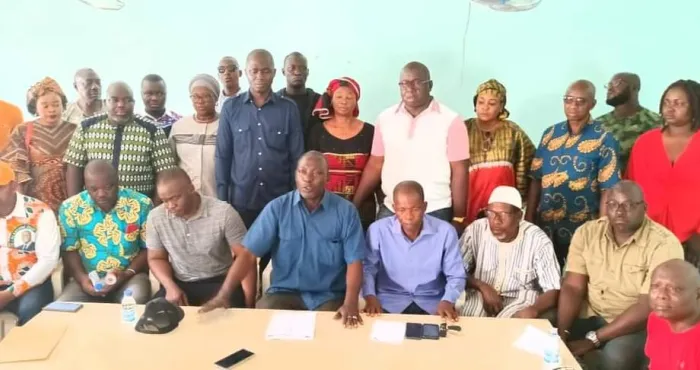 apres-la-grande-restructuration-tension-au-sein-du-rhdp-bouake-les-communaux-et-delegues-de-secteurs-a-couteaux-tires