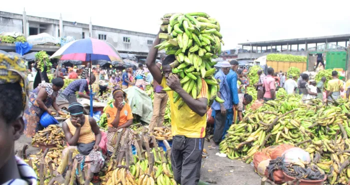 enquete-express-a-quelques-jours-du-ramadan-le-prix-des-denrees-alimentaires-flambe