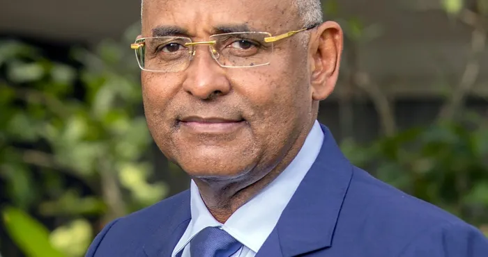 le-president-alassane-ouattara-reconduit-patrick-achi-comme-premier-ministre