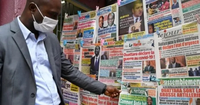 cote-divoire-en-proie-aux-difficultes-economiques-la-presse-se-tourne-vers-internet