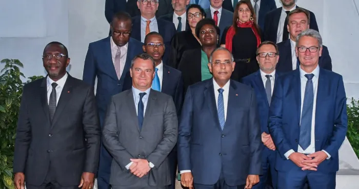 lutte-contre-la-vie-chere-lenseigne-auchan-ouvre-son-premier-magasin-a-abidjan-le-15-juin