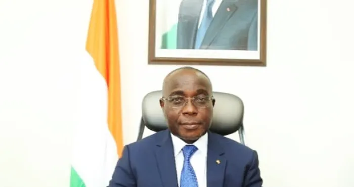 pollution-de-lenvironnement-bouake-fofana-revele-ce-sont-plus-de-200-000-tonnes-de-sachets-plastiques-qui-sont-produites-chaque-annee