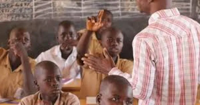 education-nationale-vacances-scolaires-dans-la-galere-de-80-000-enseignants-du-prive