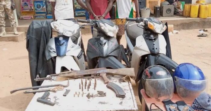 ouagadougou-trois-presumes-delinquants-qui-enrolaient-des-jeunes-pour-les-terroristes-arretes