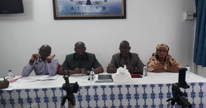 azaguie-cohesion-et-paix-une-association-de-jeunes-burkinabe-prone-la-fraternite