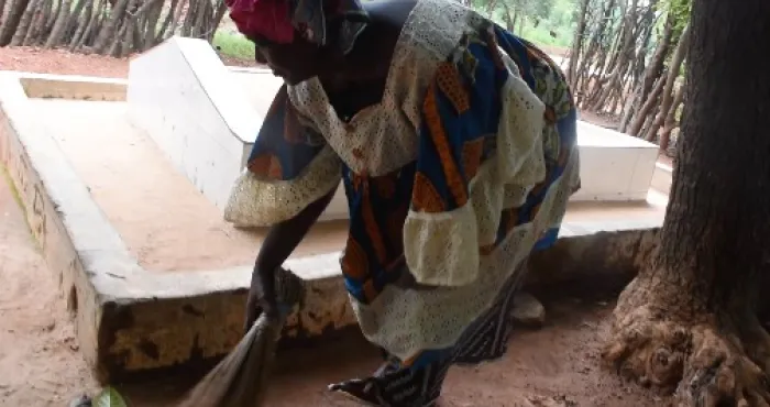 portrait-korhogo-la-celebre-dame-qui-parle-avec-les-morts-se-revele