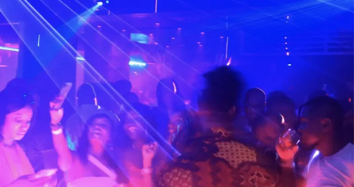 maquis-bars-boites-de-nuit-clubs-prives-voici-les-nouvelles-regles-qui-mettent-fin-au-desordre