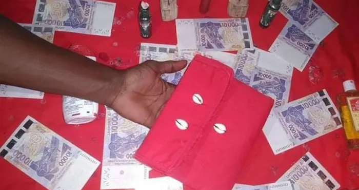 carton-rouge-grossir-allonger-terrain-a-vendre-bedou-magique-puissant-marabout-dans-nos-rues-il-faut-que-ca-cesse