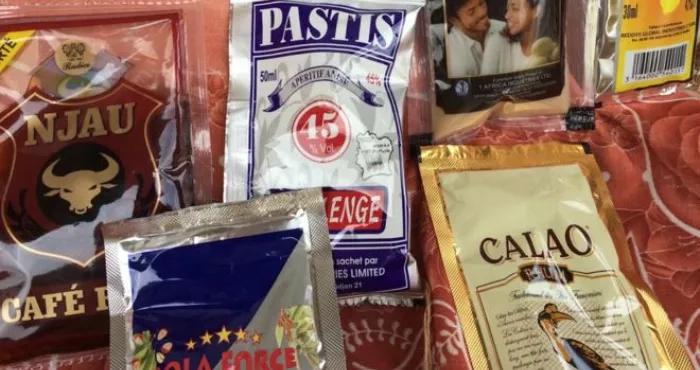 la-difficile-equation-deradication-des-liqueurs-en-sachet