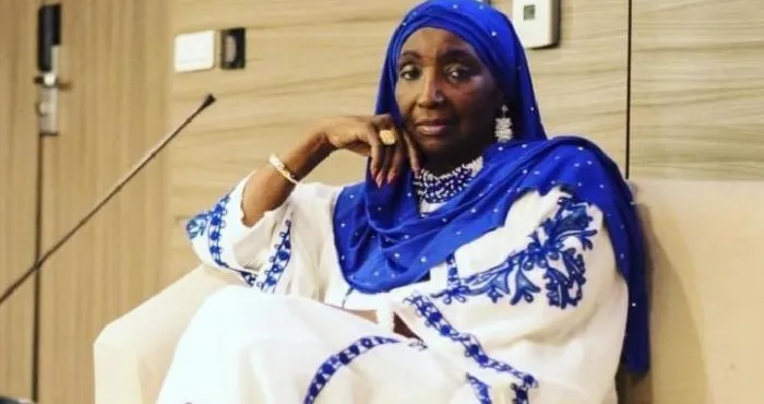 single-pour-assimi-goita-aicha-kone-se-fait-lyncher-sur-les-reseaux-sociaux
