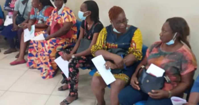 cote-divoire-lutte-contre-le-cancer-du-sein-les-femmes-de-linstitut-pasteur-de-cote-divoire-se-font-depister
