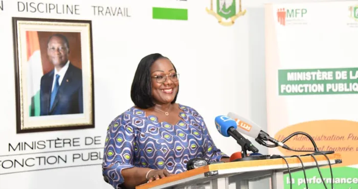journees-de-la-fonction-publique-comment-la-ministre-anne-ouloto-veut-transformer-la-fonction-publique