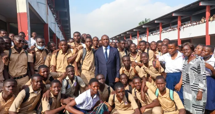 depart-en-conge-anticipe-le-ministre-mamadou-toure-met-en-garde-contre-les-fauteurs-de-troubles