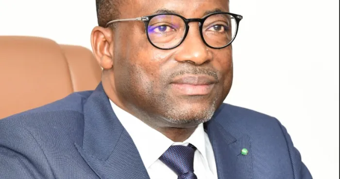 interviewdr-yao-kouassi-bertin-directeur-de-linstitut-amadou-gon-coulibaly-nous-allons-continuer-de-servir-dinterface-entre-les-jeunes-leaders
