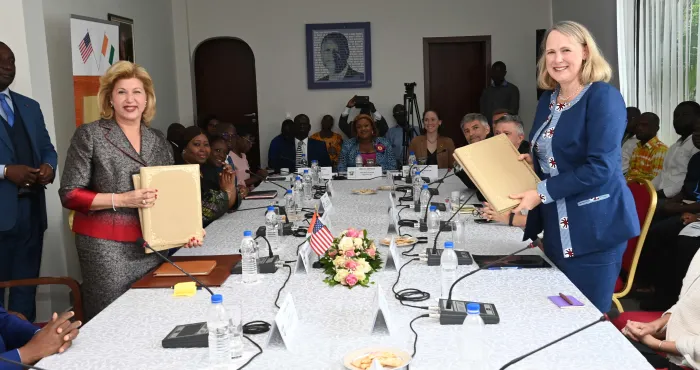 lutte-contre-le-travail-des-enfants-la-cote-divoire-et-les-etats-unis-signent-un-pacte-historique