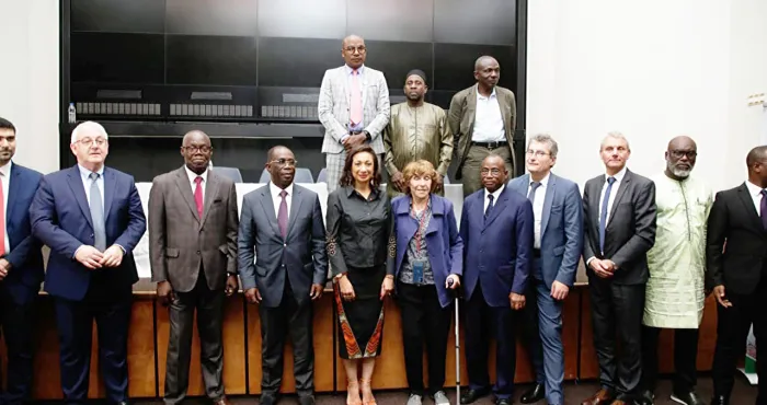 mise-en-oeuvre-de-lecole-de-la-deuxieme-chance-e2c-en-cote-divoire-edith-cresson-promotrice-de-le2c-de-france-se-felicite-du-dispositif-national