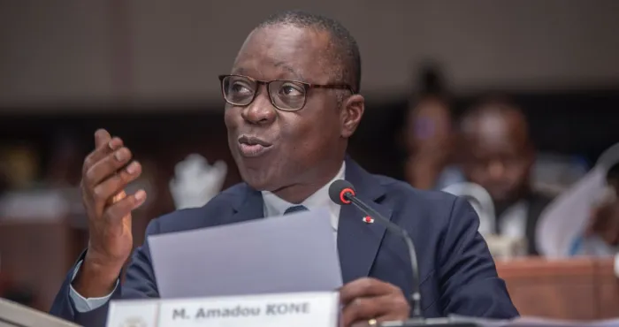 budget-2023-les-senateurs-consolident-le-credit-de-260-980-799-695-fcfa-du-ministere-des-transports