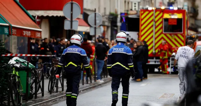 france-une-fusillade-fait-au-moins-trois-morts-a-paris