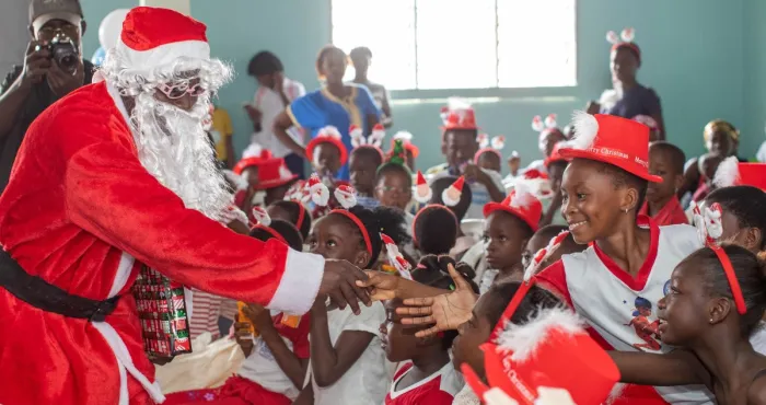 reportage-celebration-cadeaux-comment-les-enfants-musulmans-bravent-les-interdits-pour-noel