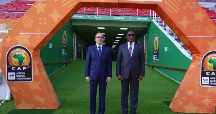 chan-2023-le-ministre-danho-paulin-vend-la-can-en-algerie