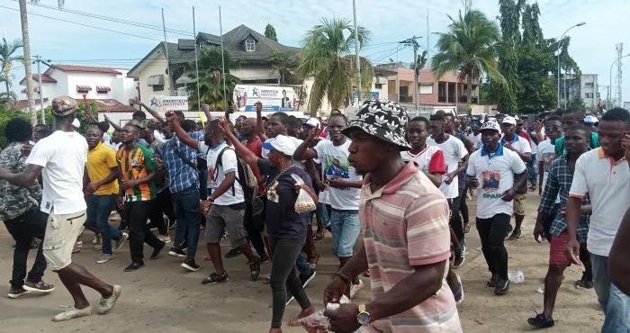 retour-de-gbagbo-en-ci-lambiance-a-son-qg-une-heure-avant-son-arrivee