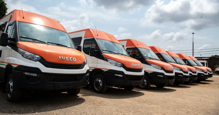 modernisation-du-transport-urbain-40-minibus-aux-transporteurs-de-yopougon-et-dabobo