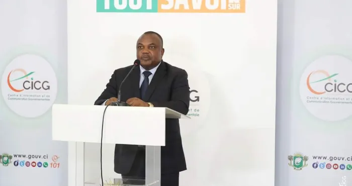 communication-audiovisuelle-tout-blogueur-activiste-ou-influenceur-disposant-plus-de-25-000-abonnes-en-ligne-est-soumis-a-la-loi