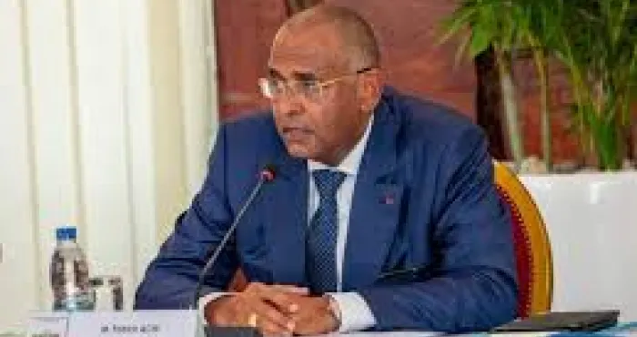administration-publique-patrick-achi-suspend-les-affectations-de-fonctionnaires-aux-ministeres-du-budget-et-de-leconomie