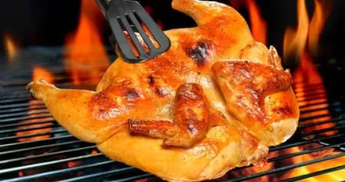 ako-festival-le-poulet-a-desormais-son-festival
